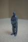 Preview: Figur Mann mit Schirm - unbemalt