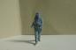 Preview: Figur Polizistin gehend - unbemalt