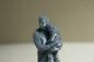 Preview: Figur Mann mit Kind auf dem Arm - unbemalt - 1 : 22,5