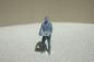 Preview: Figur Mann mit Tablett - unbemalt - 1 : 32