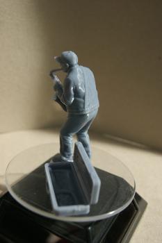 Figur Straßenmusikant mit Saxophon - unbemalt