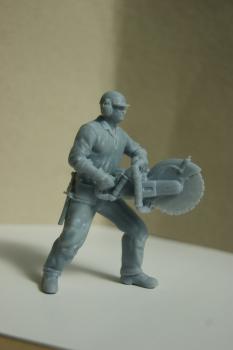 Preview: Figur Bauarbeiter mit Betonsäge - unbemalt