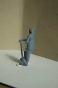 Preview: Figur Bauarbeiterin mit Abbruchhammer - unbemalt