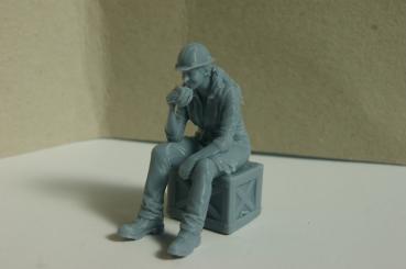 Preview: Figur Bauarbeiterin - unbemalt
