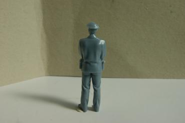 Preview: Figur Polizist stehend - unbemalt