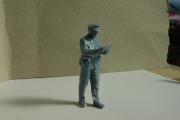 Preview: Figur Polizist kontrolle - unbemalt
