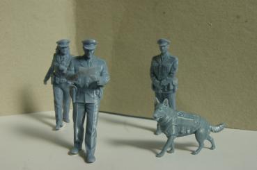 Figur Polizist kontrolle - unbemalt