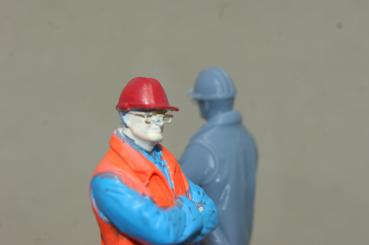 Preview: Figur Facharbeiter mit Brille - bemalt
