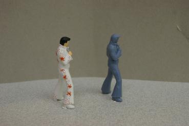 Preview: Figur Elvis-Imitator - unbemalt - 1 : 22,5 - Kopie