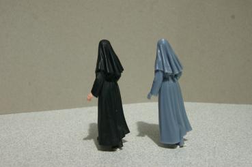 Preview: Figur Schwester Hilde - unbemalt - 1 : 22,5