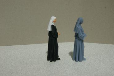Preview: Figur Schwester Gabi - unbemalt - 1 : 22,5