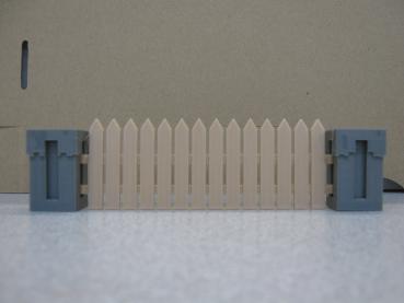 Lattenzaun mit Ständerwerk, 1 m, 1:32