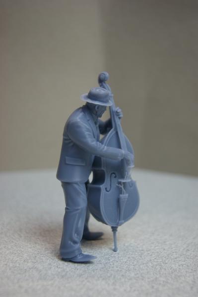Figur Kontrabassspieler - unbemalt