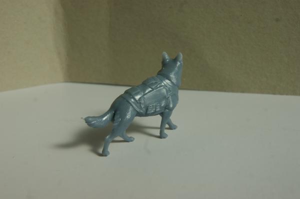 Police dog figurine – unpainted