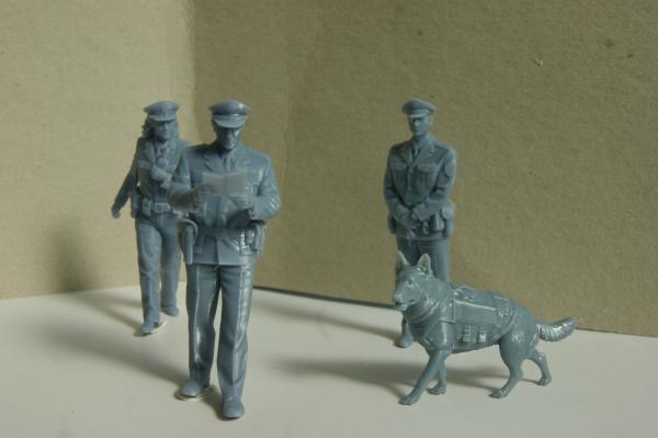 Figur Polizist kontrolle - unbemalt