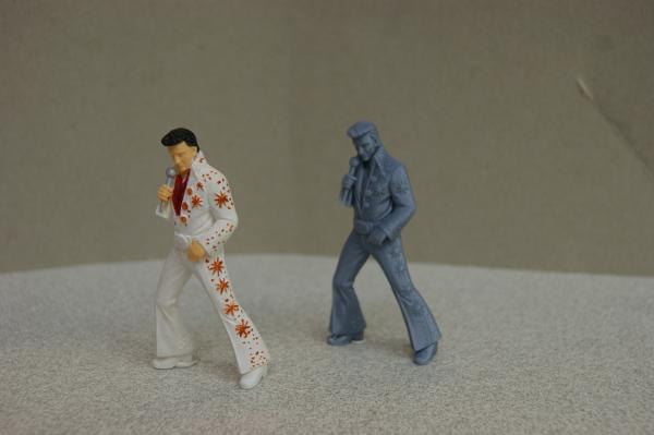 Figur Elvis-Imitator - bemalt - 1 : 22,5