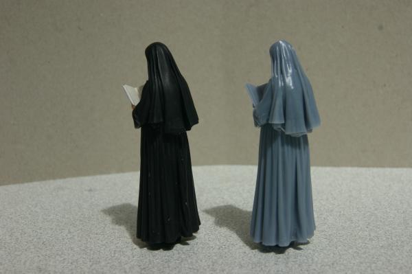 Figur Schwester Hanna - bemalt - 1 : 22,5