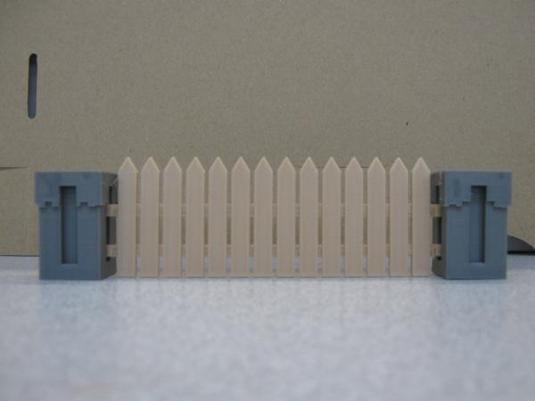 Lattenzaun mit Ständerwerk, 1 m, 1:32